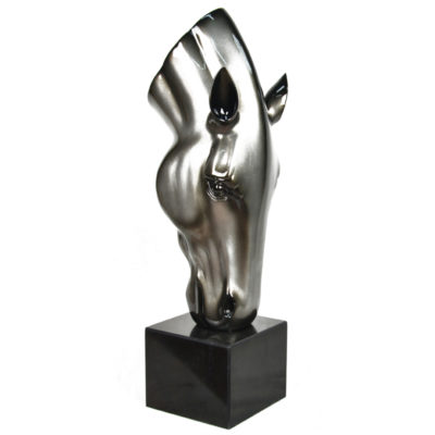 statue-tete-cheval-design-gris-socle-noir-drimmer-decoration-horse-equitation-deco
