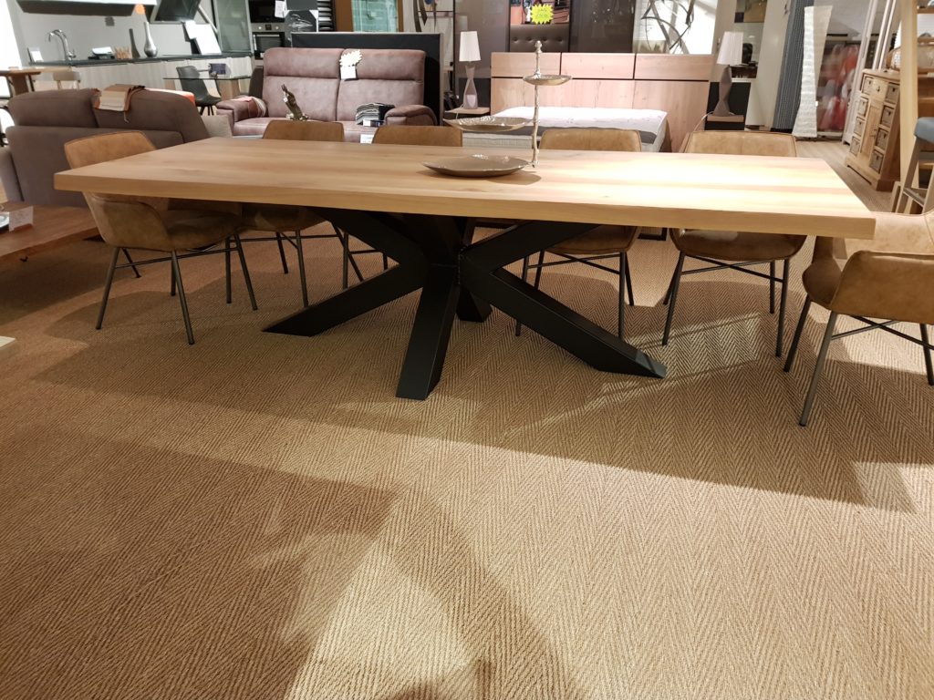 Table bois massif pied métal fabriquée dans notre atelier - NYLS