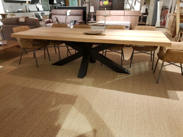grande-table-industrielle-3-metres-bois-chene-massif-pied-metal-design-noir-nyls-meubles-gibaud