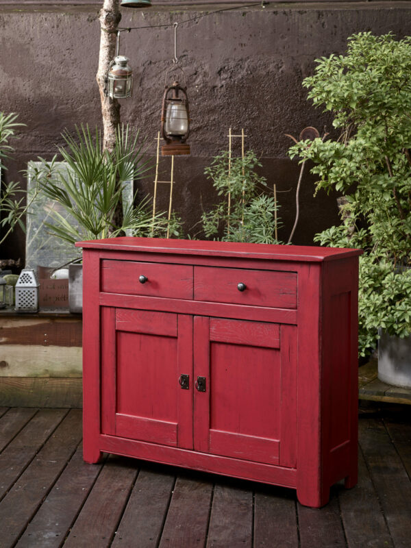 meuble rangement bois chene massif rouge